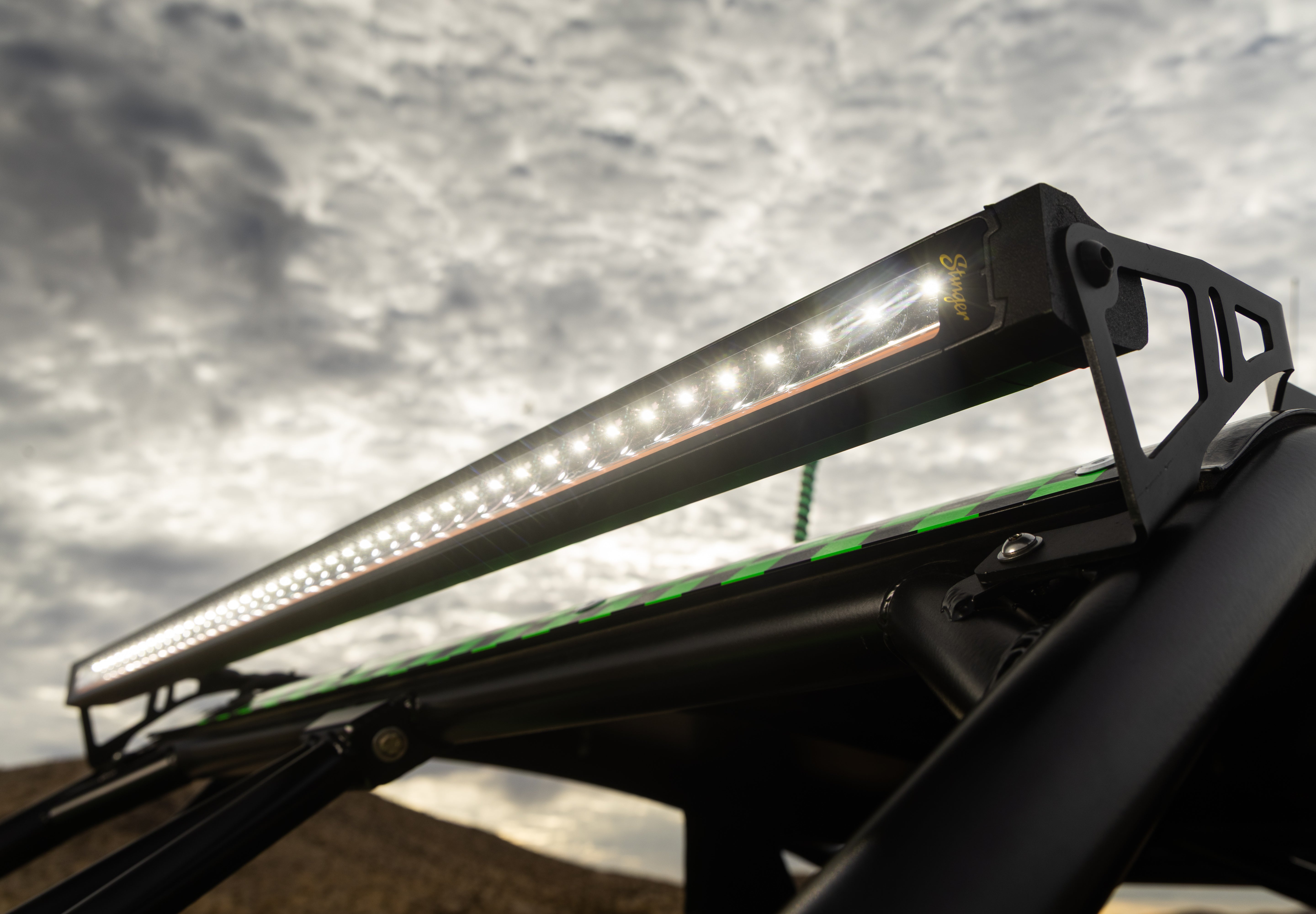 Polaris_RZR_Pro_S_Straight_Light_Bar hex core